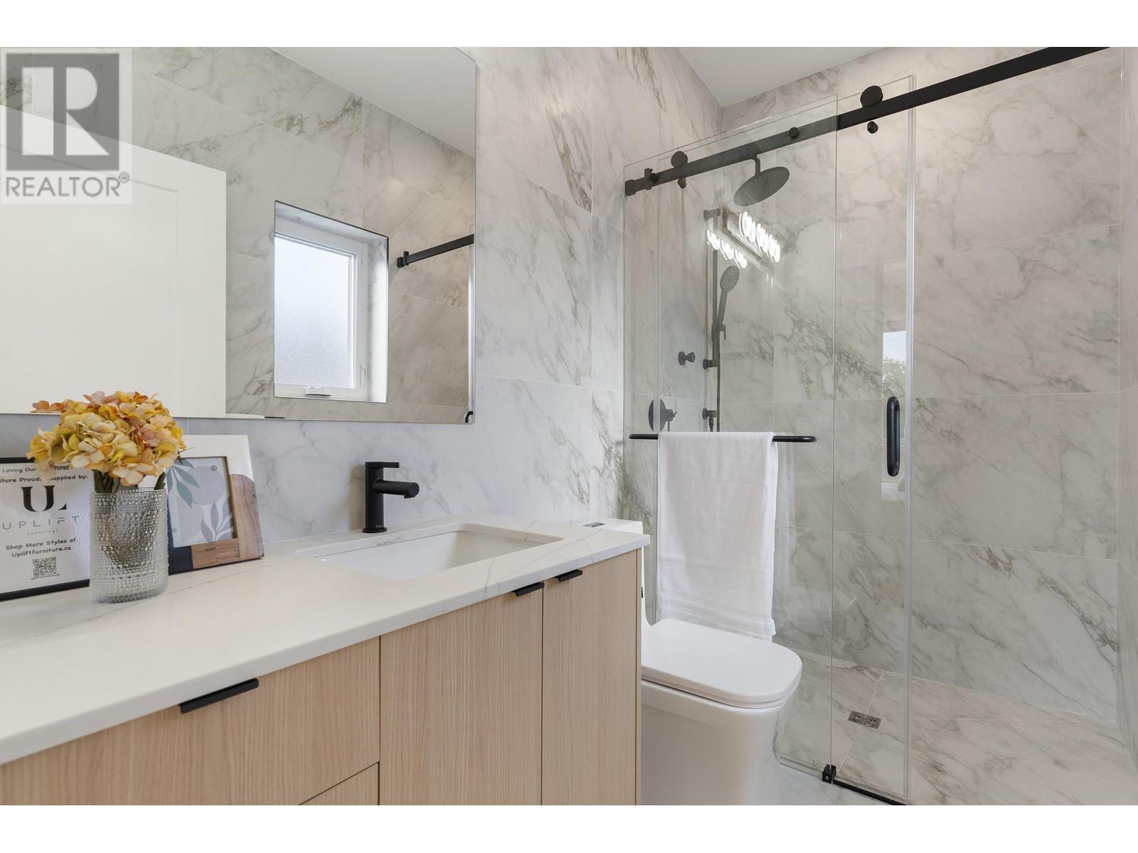Photo 2 of 2 4257 Beatrice Street, Vancouver BC