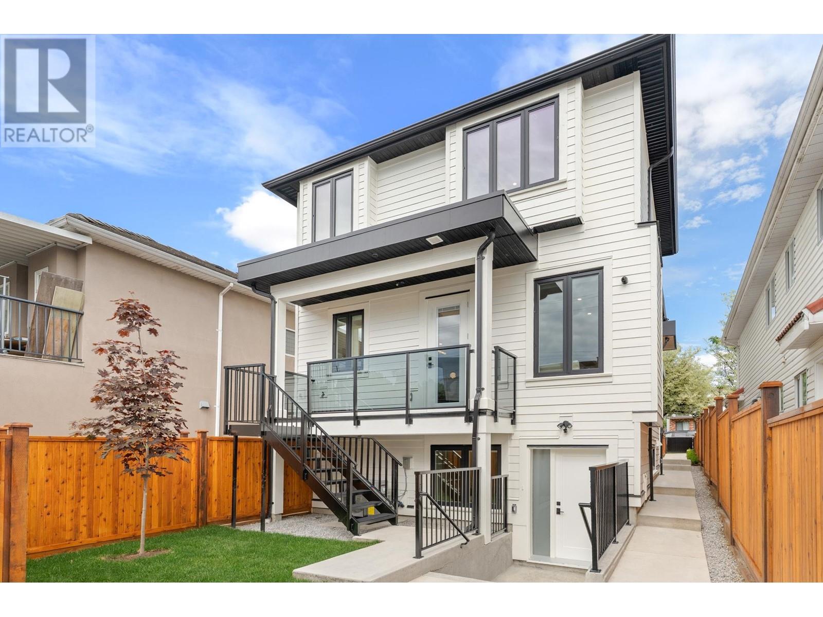 Photo 25 of 2 4257 Beatrice Street, Vancouver BC