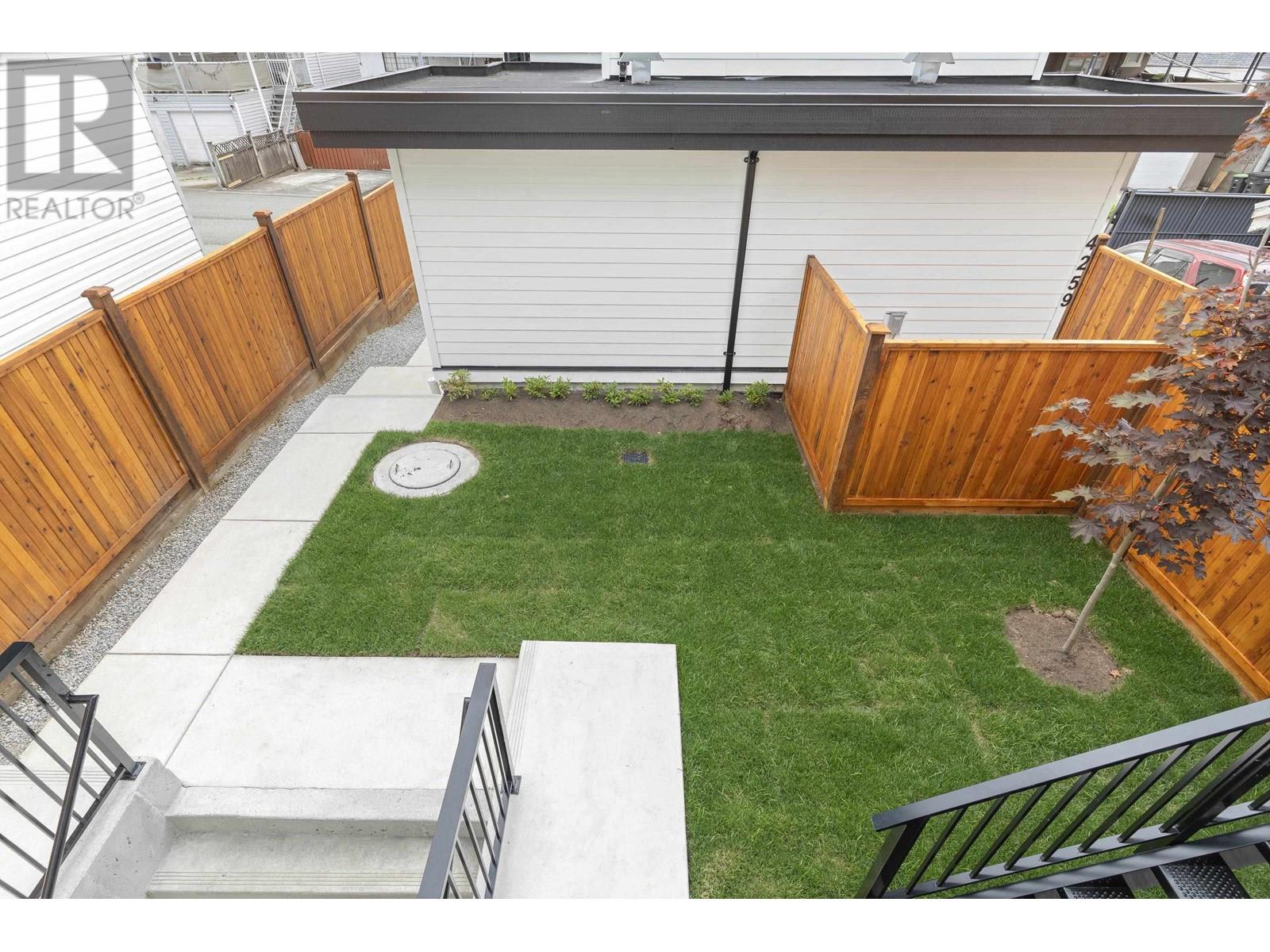 Photo 33 of 2 4257 Beatrice Street, Vancouver BC