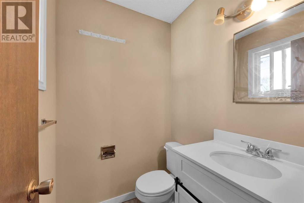 Single Family House Bungalow for Sale in  Dalrymple Crescent NW Dalhousie Calgary 