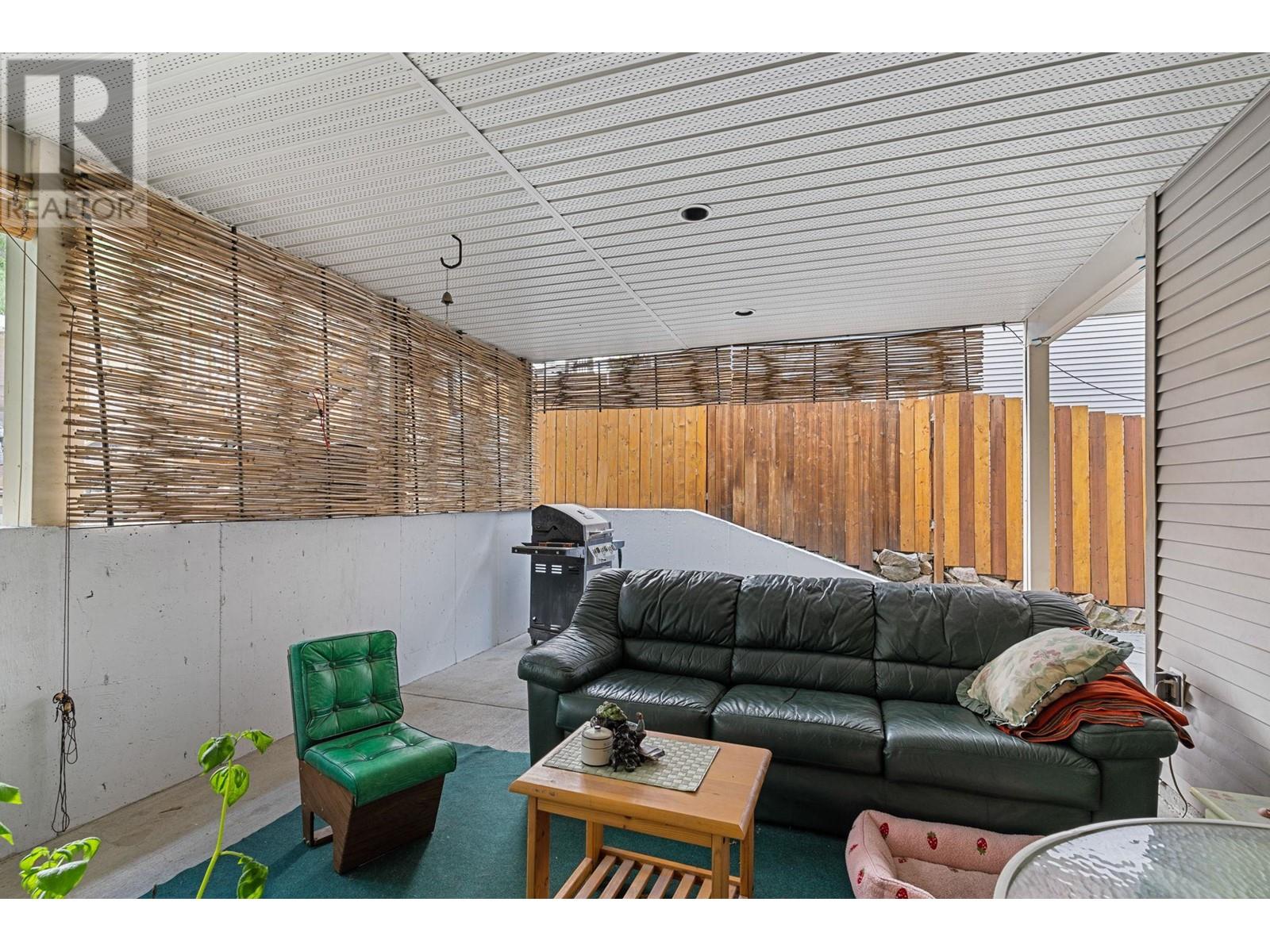 2896 Bentley Road, West Kelowna