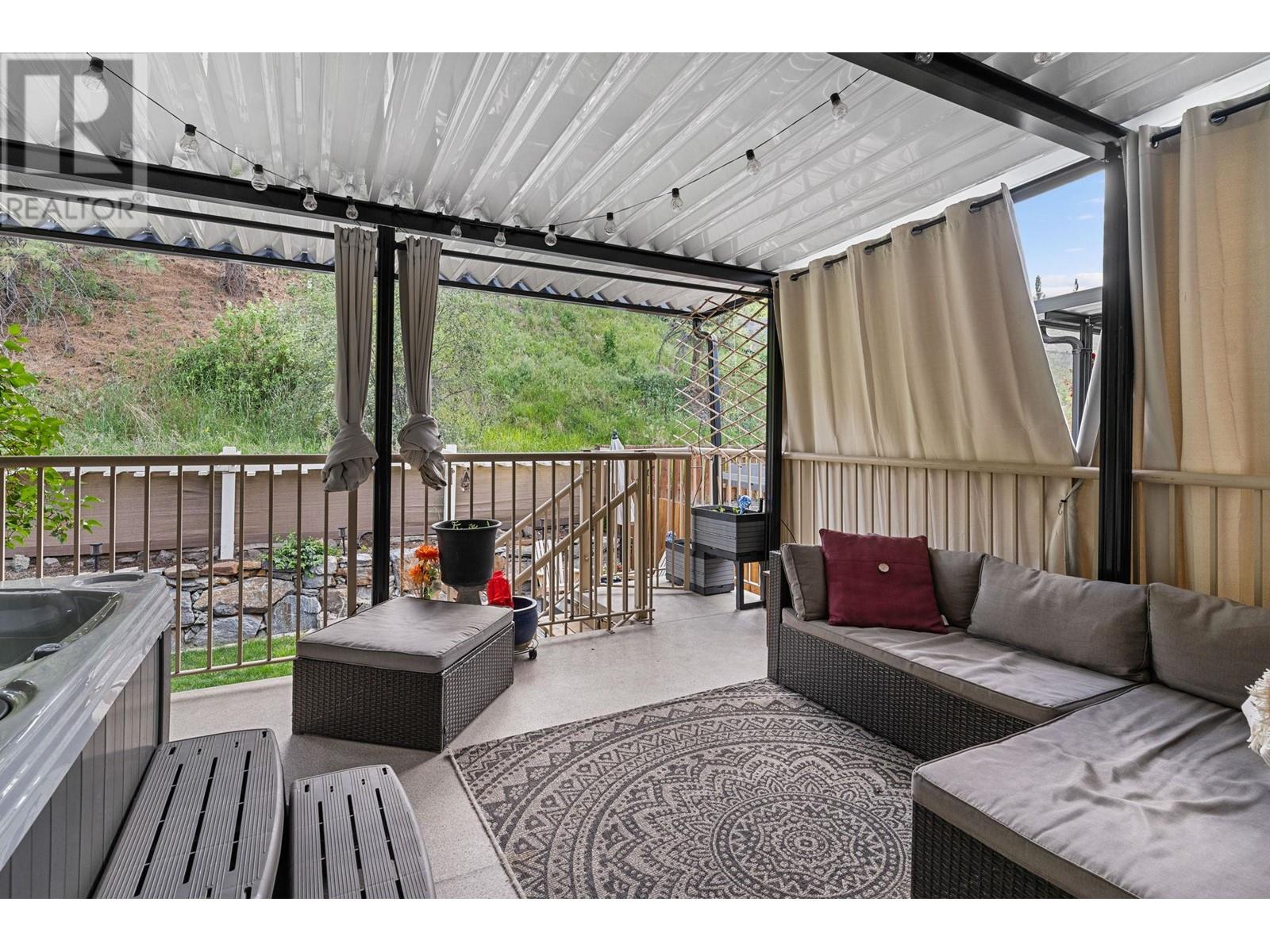  2896 Bentley Road, West Kelowna