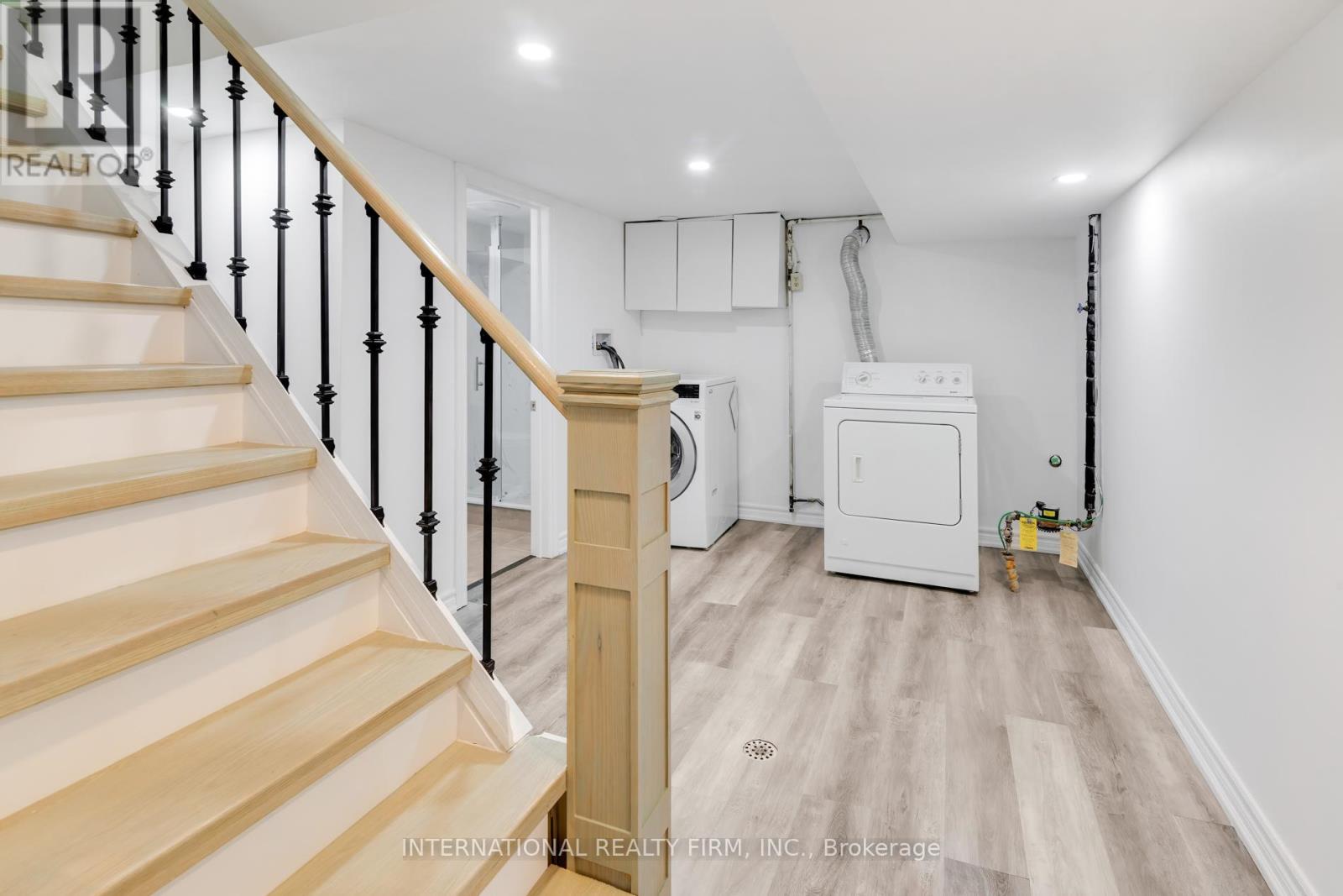 Single Family House for Sale in BSMT   PRAIRIE DRIVE Toronto (Oakridge) 