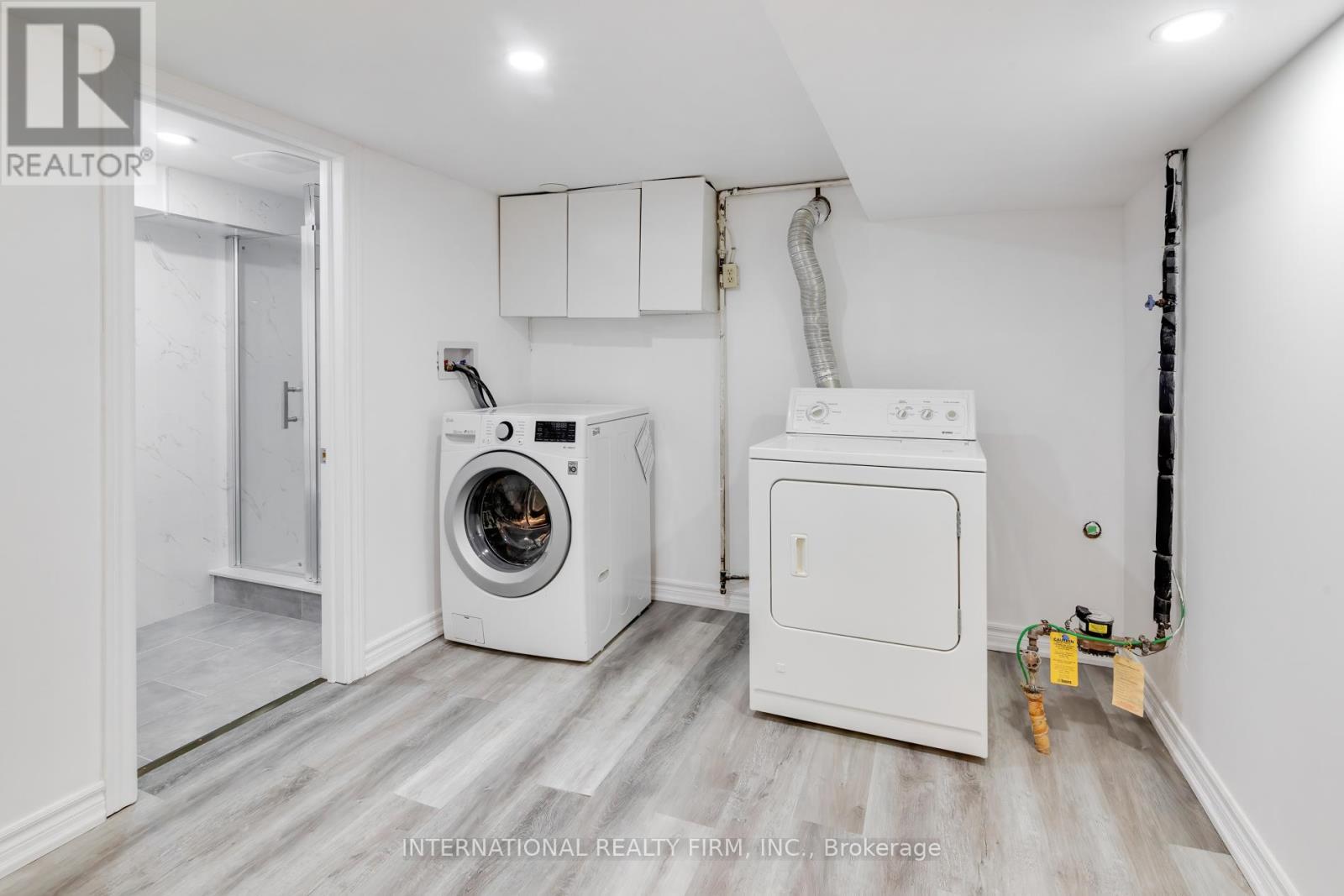 Single Family House for Sale in BSMT   PRAIRIE DRIVE Toronto (Oakridge) 