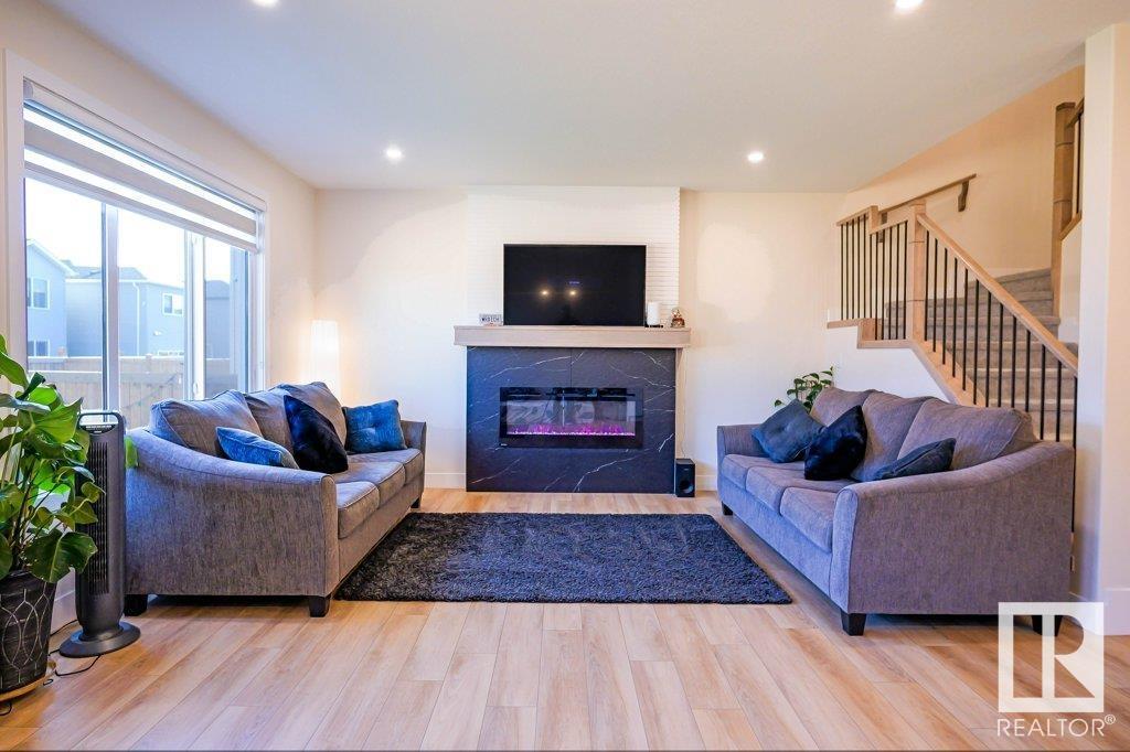 Photo 18 of 520 Bluff Ln, Leduc AB