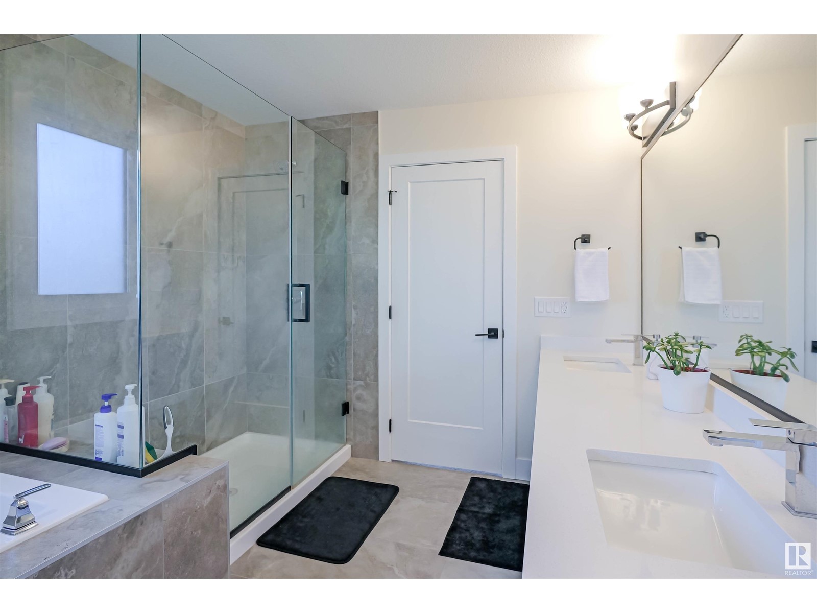 Photo 34 of 520 Bluff Ln, Leduc AB