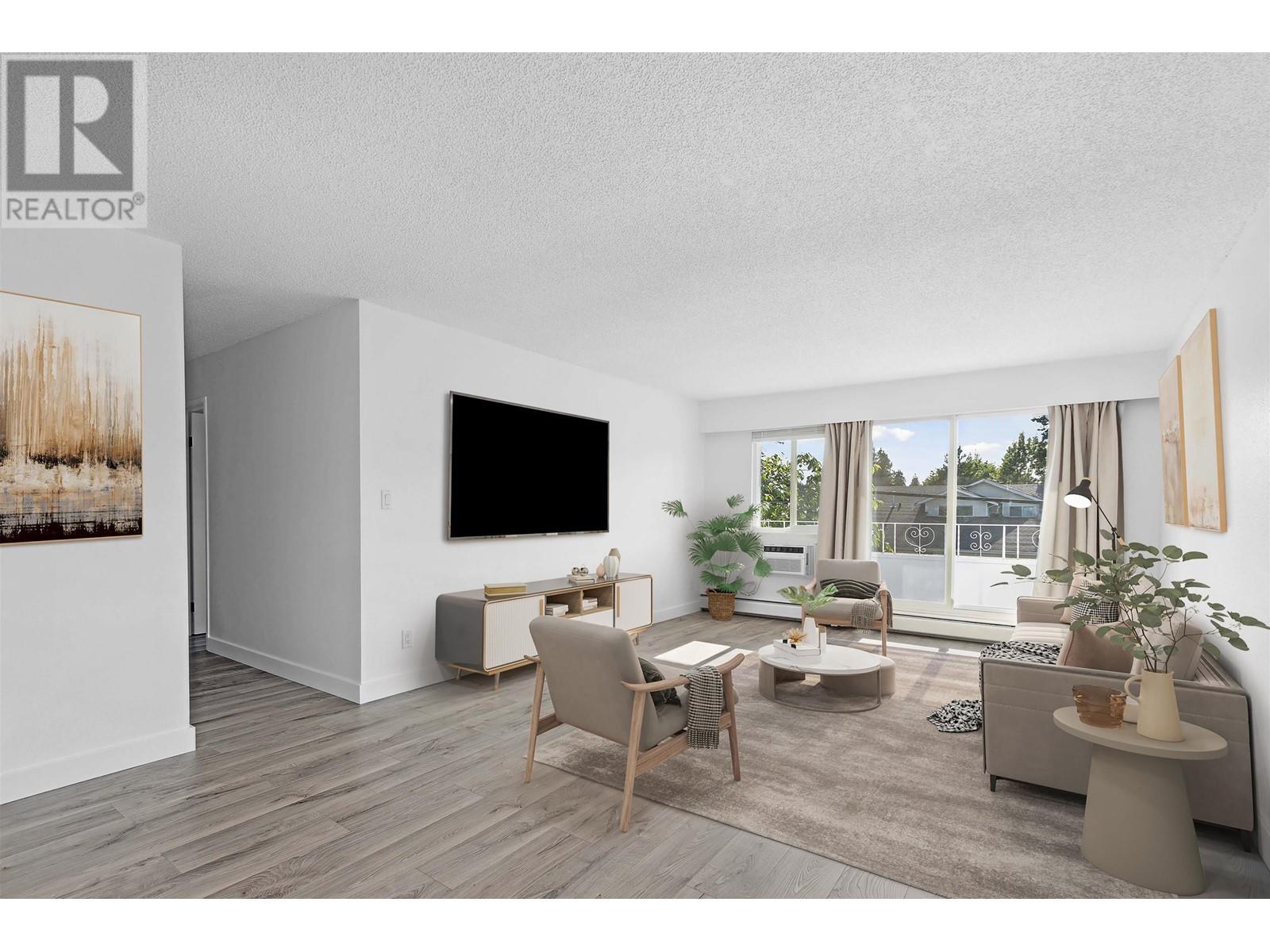 Photo 11 of 212 12096 222 Street, Maple Ridge BC
