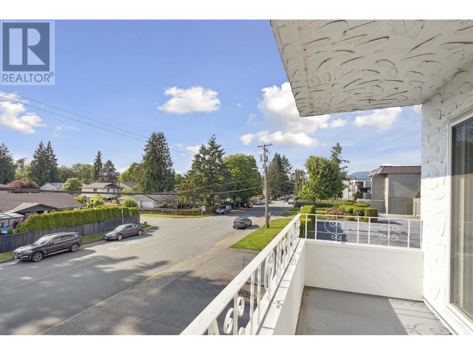 Photo 29 of 212 12096 222 Street, Maple Ridge BC