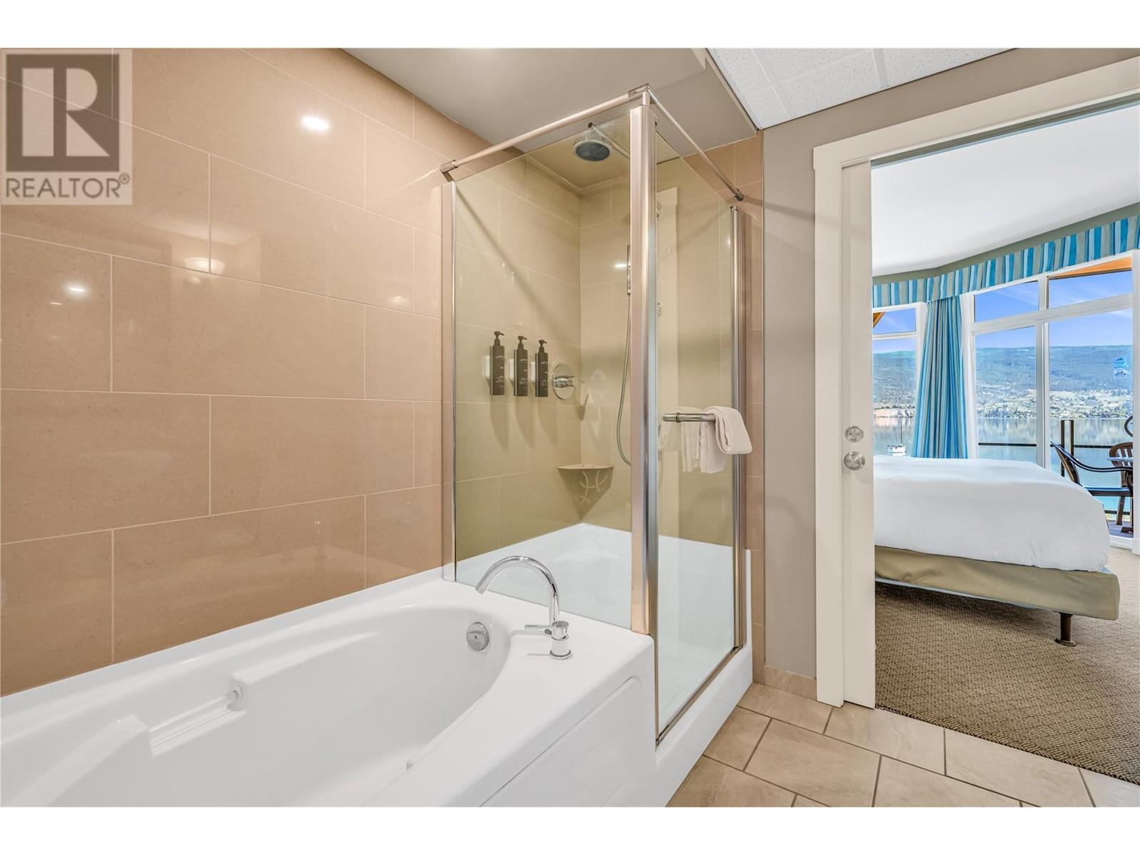 13011 Lakeshore Drive S Unit# 370, Summerland