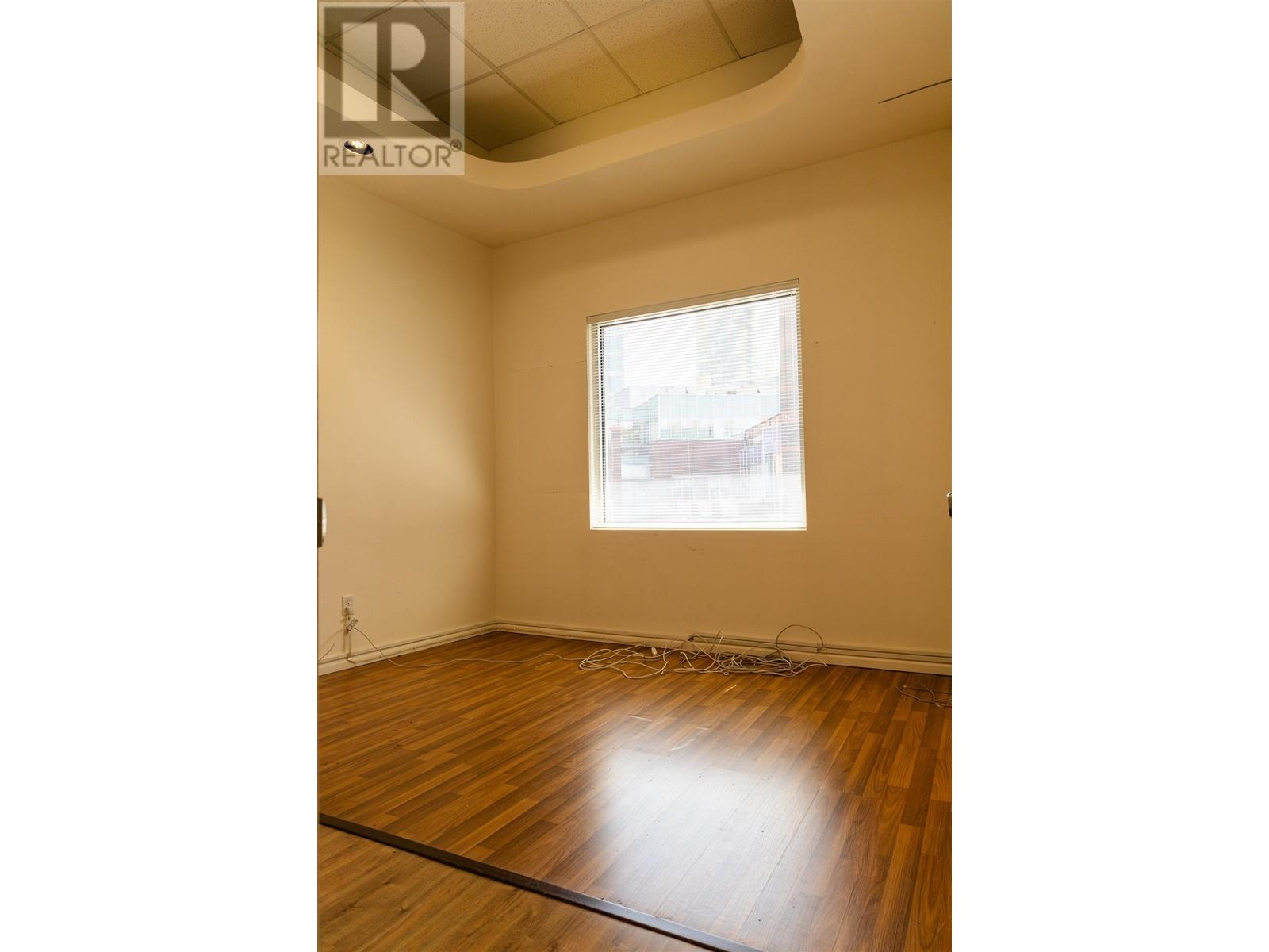 Photo 8 of 2616 4500 Kingsway, Burnaby BC