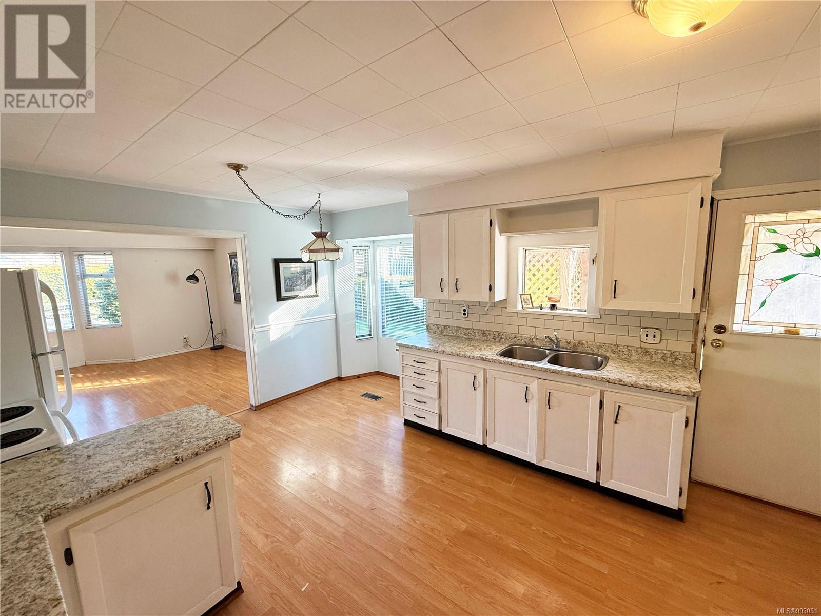 421 Third St, Nanaimo