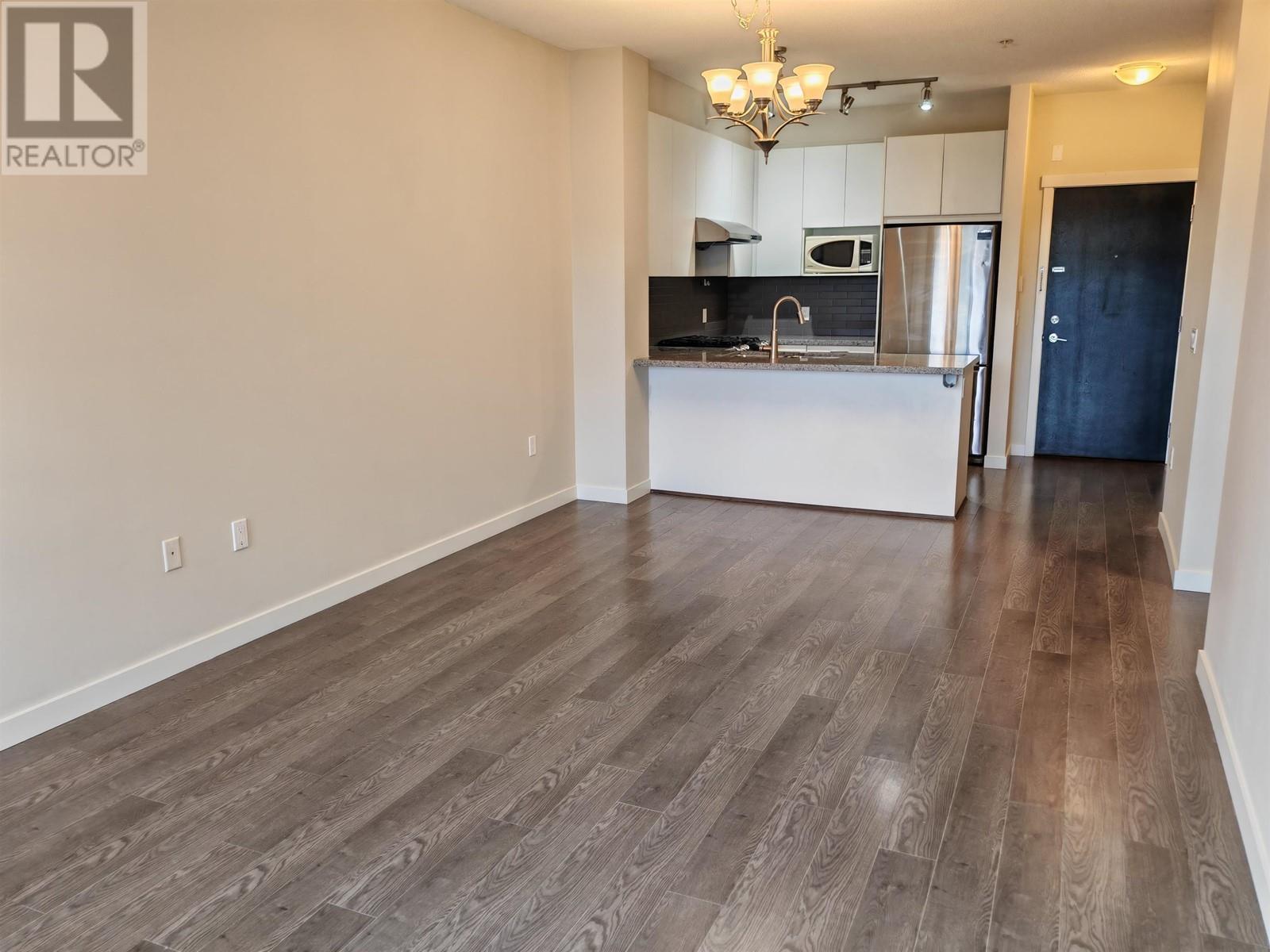 Photo 6 of 332 9388 Mckim Way, Richmond BC