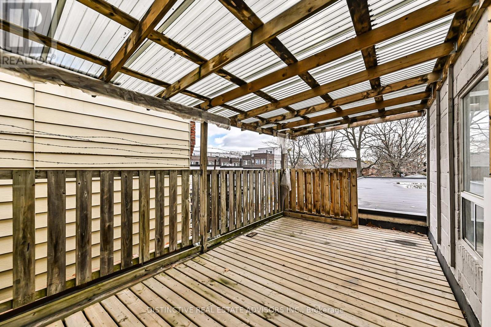 Photo 11 of 3603 Lake Shore Boulevard W, Toronto ON