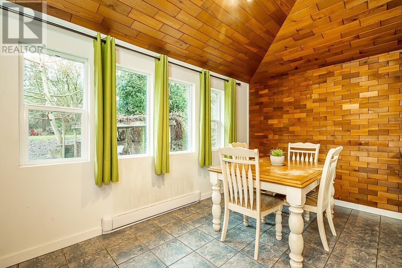 25745 LOUGHEED HIGHWAY, Maple Ridge real estate listing R3011444