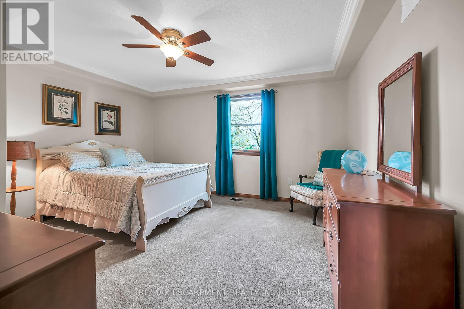 Photo 22 of 2352 Brinell Avenue, Burlington ON