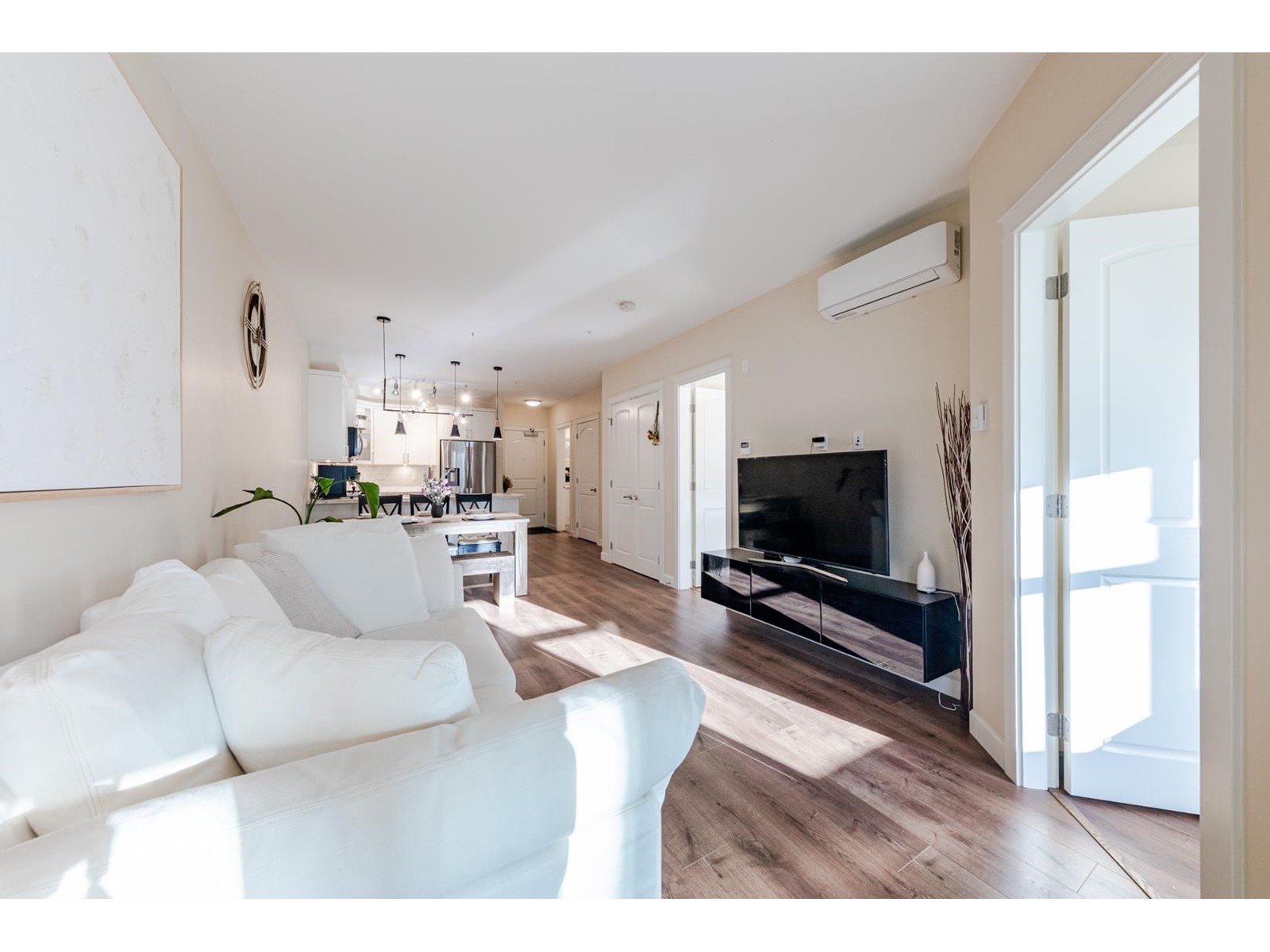 Photo 11 of 308 8538 203 A Street, Langley BC