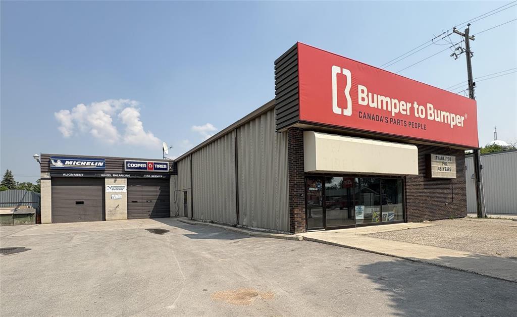 Photo 1 of 751 Park Avenue, Beausejour MB