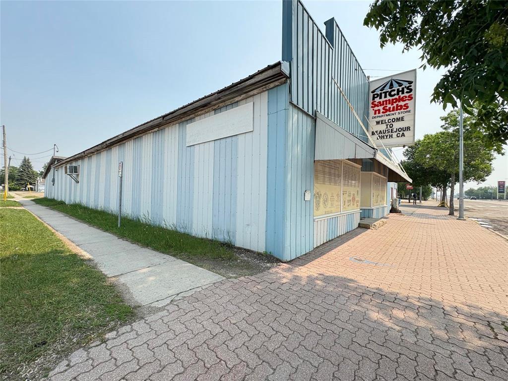Photo 18 of 751 Park Avenue, Beausejour MB