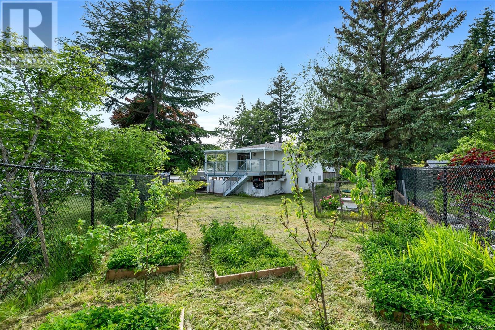  1616 Sarita Place, Saanich