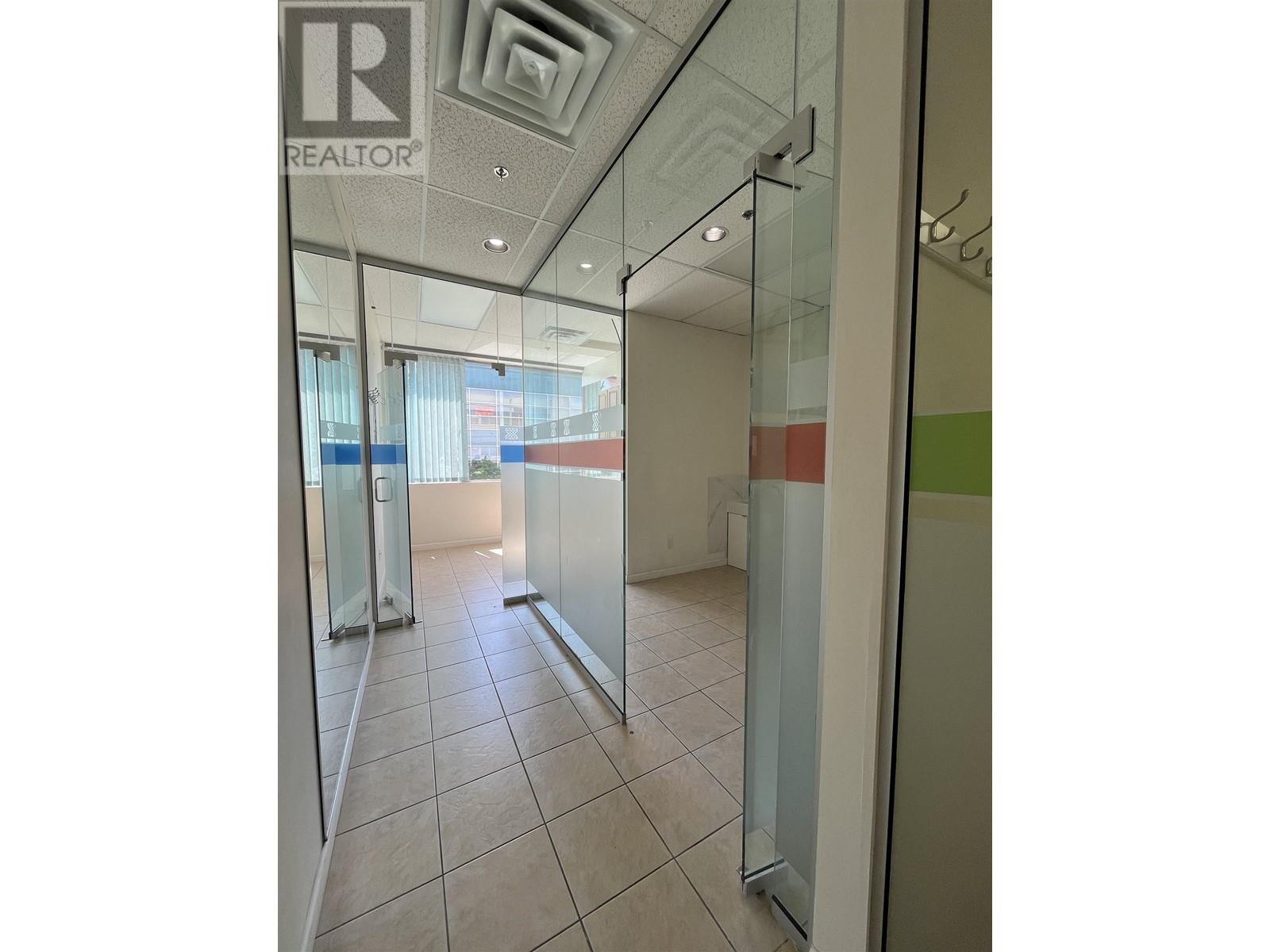 Retail in Richmond - Image 4