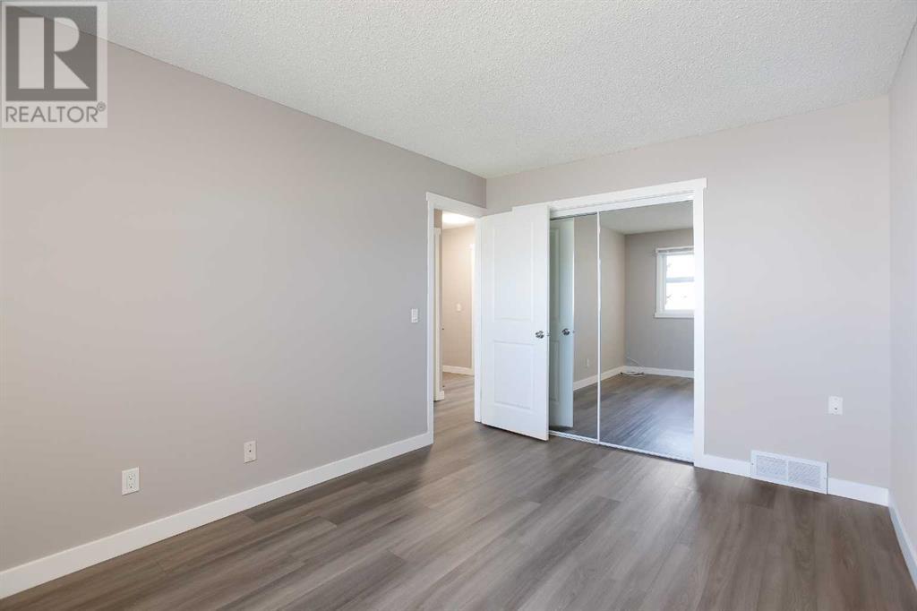 Single Family House for Sale in  Marlborough Way NE Marlborough Calgary 