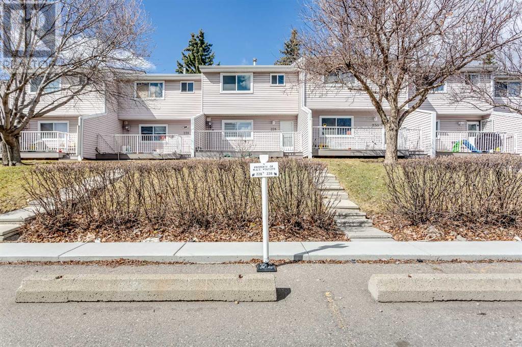 Single Family House for Sale in  Marlborough Way NE Marlborough Calgary 