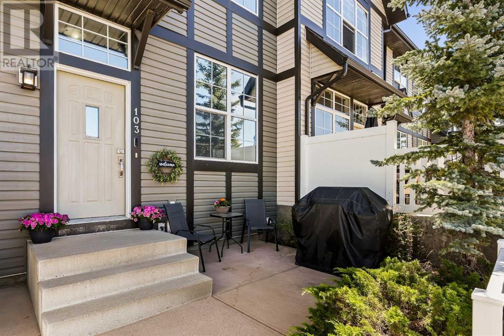 Photo 1 of 103 New Brighton Villas Se, Calgary AB