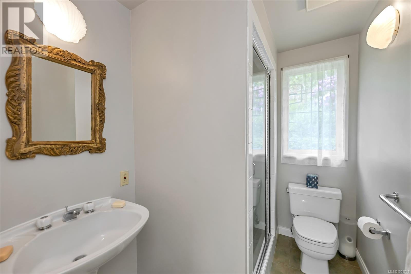Photo 53 of 3512 Plymouth Rd, Oak Bay BC