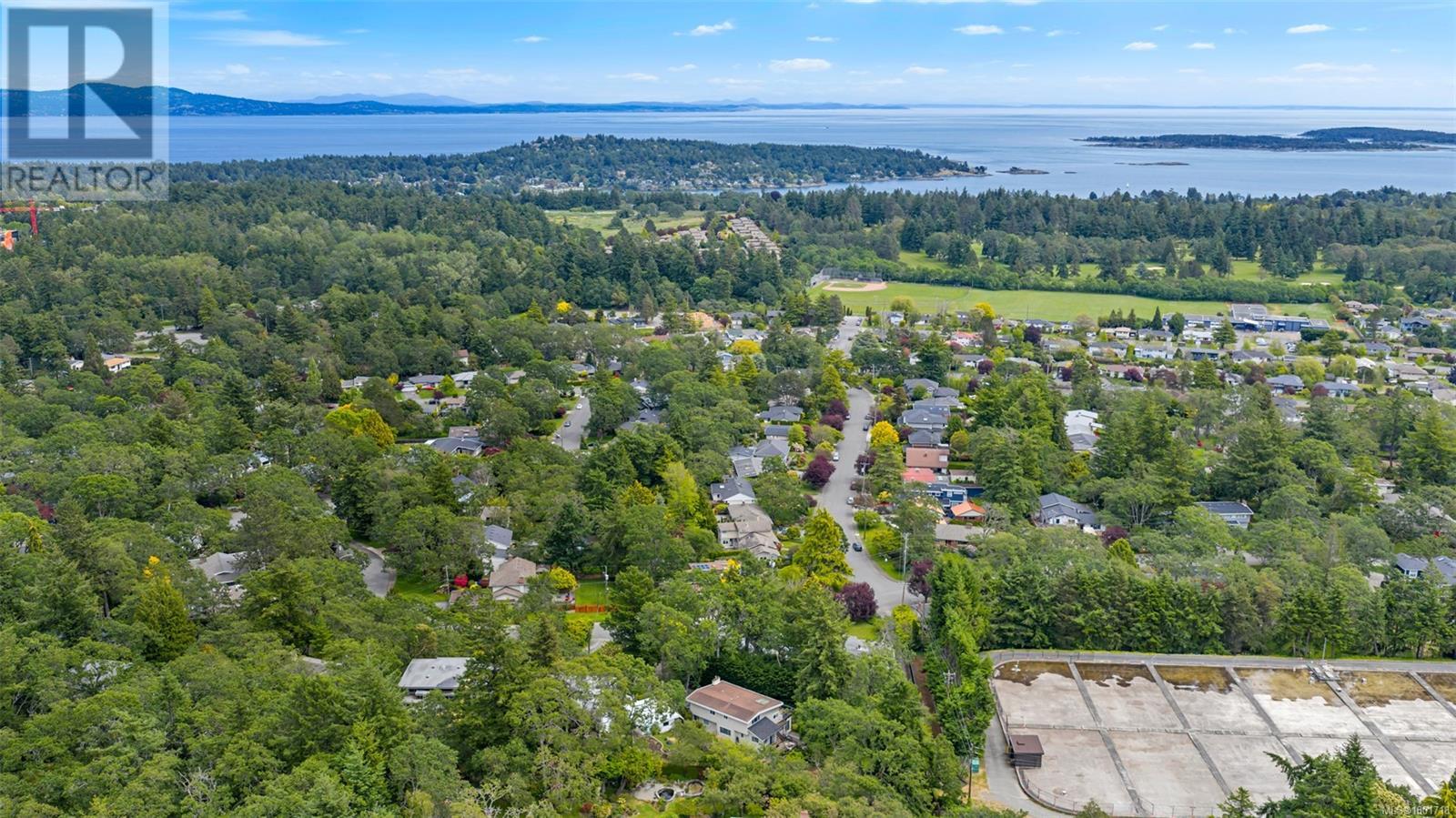 Photo 51 of 3512 Plymouth Rd, Oak Bay BC