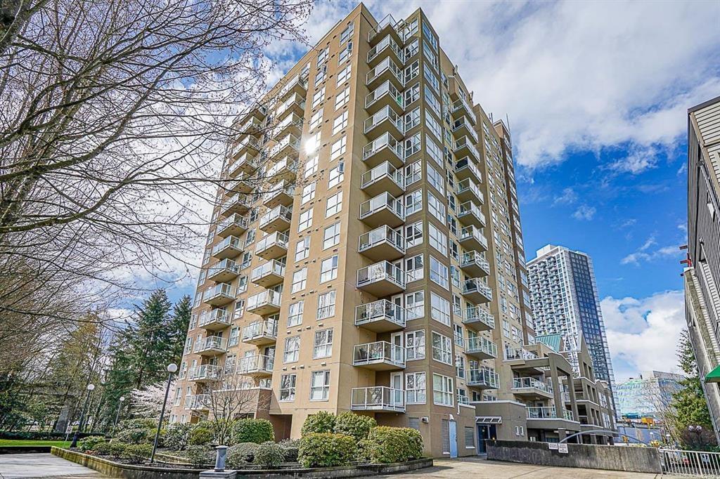 Photo 2 of 404 9830 Whalley Boulevard, Surrey BC