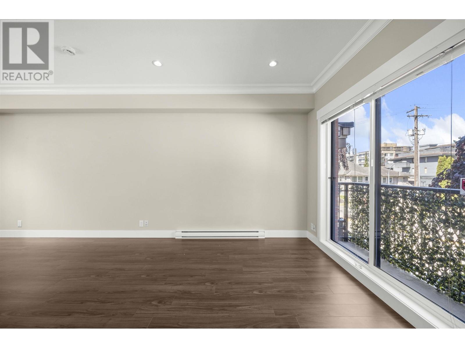 Photo 20 of 4 838 Royal Avenue, New Westminster BC