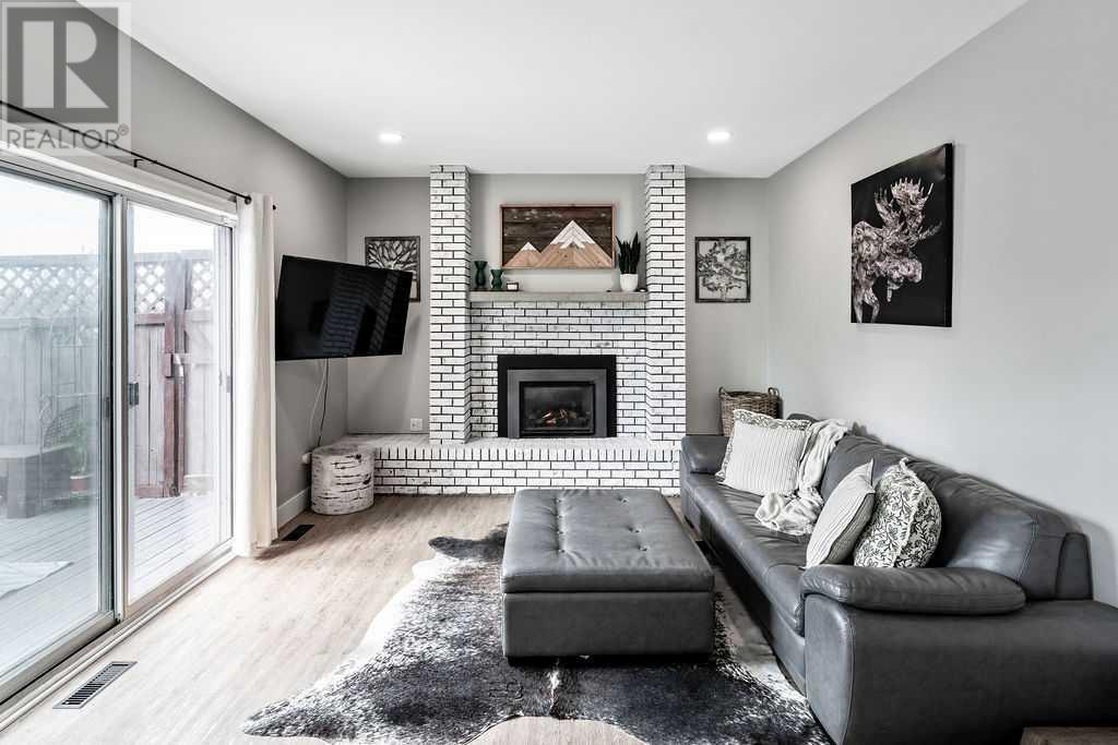 57 Carolina Drive, Cochrane