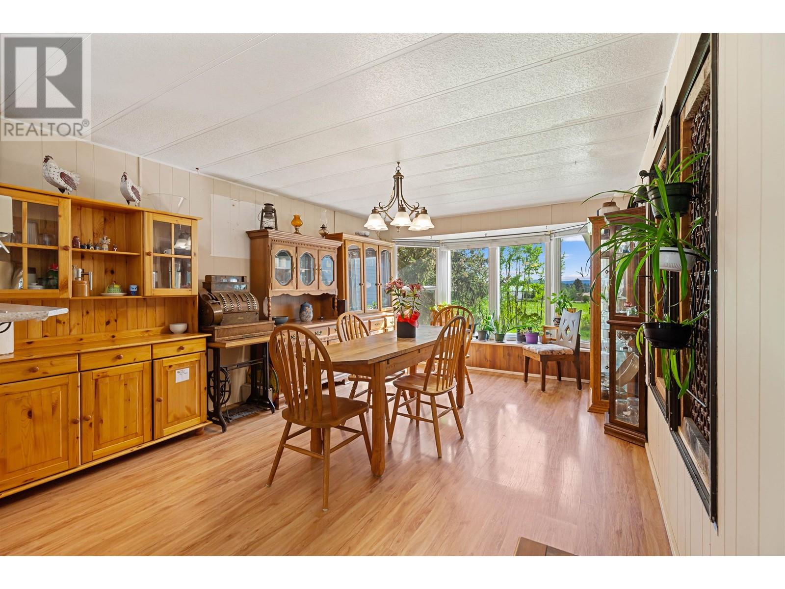 Photo 10 of 784 Barkerville Highway, Quesnel BC