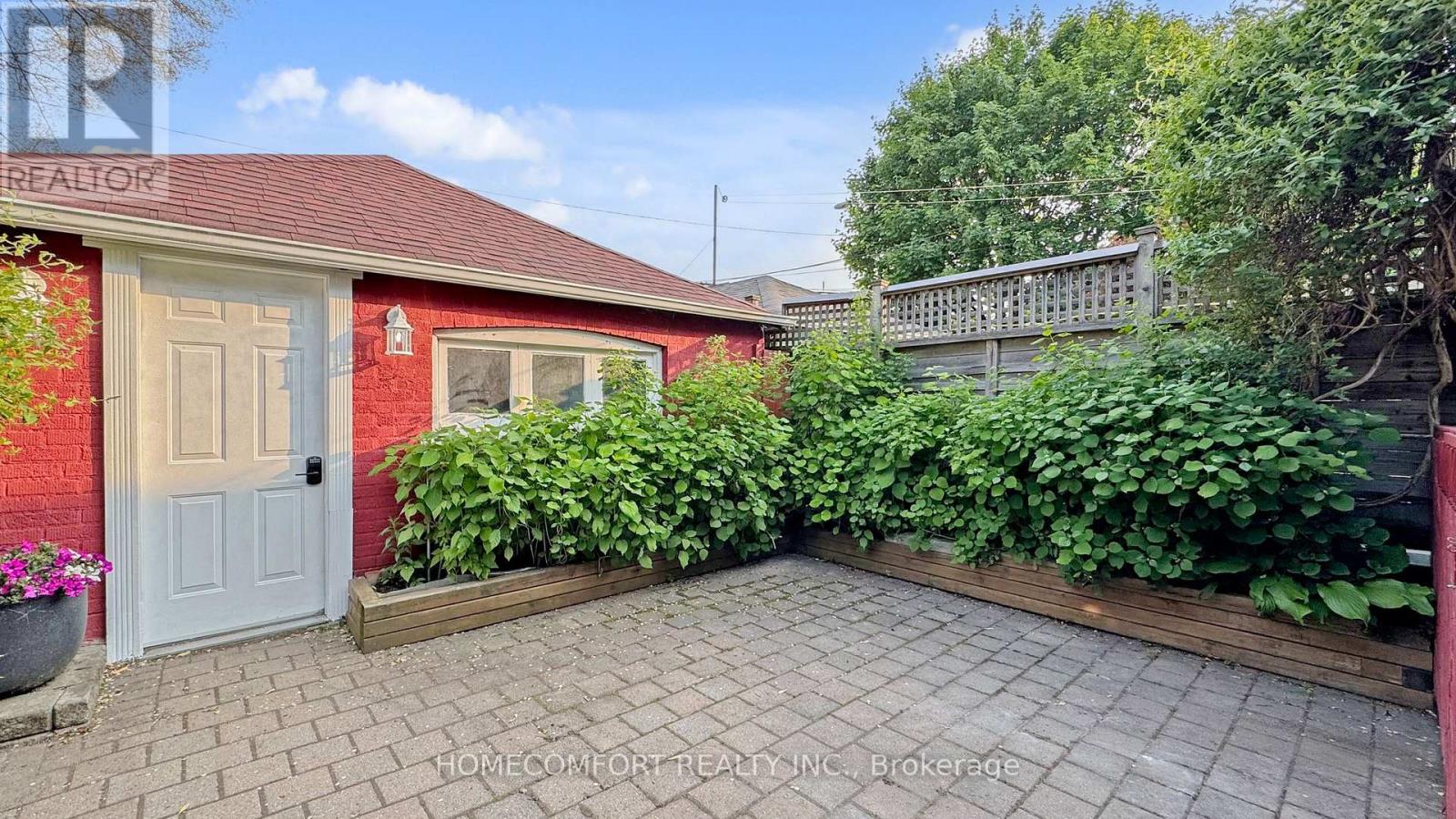 Photo of 253 Fulton Avenue, Toronto (Playter Estates-Danforth), ONTARIO M4K1Y6, CANADA