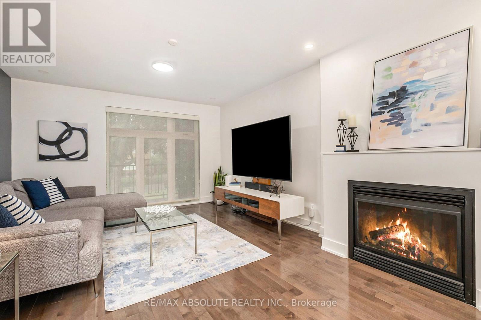 Photo 1 of 160 Begonia Avenue, Ottawa ON