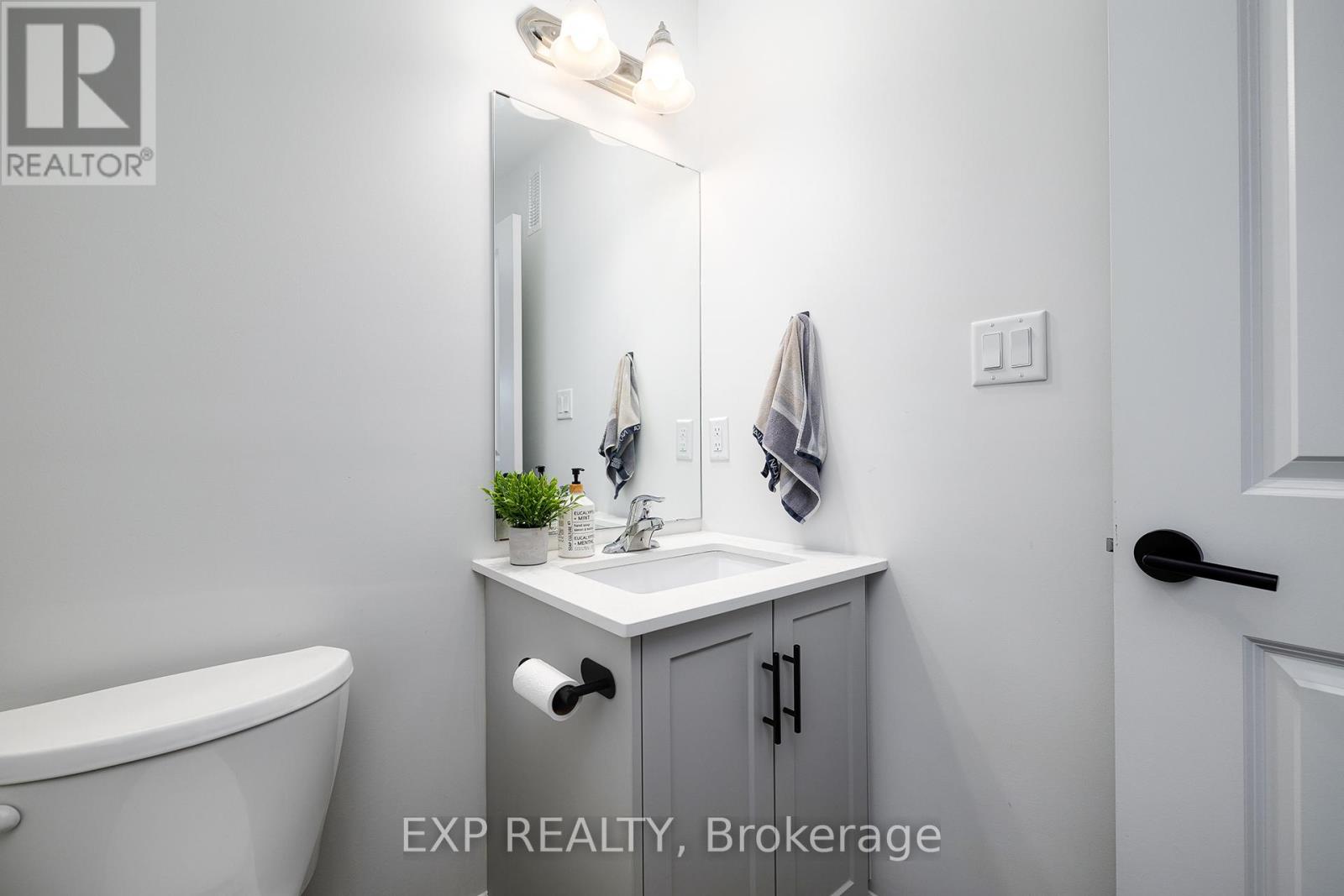 Single Family House for Sale in  CADWELL LANE Hamilton (Mountview) 