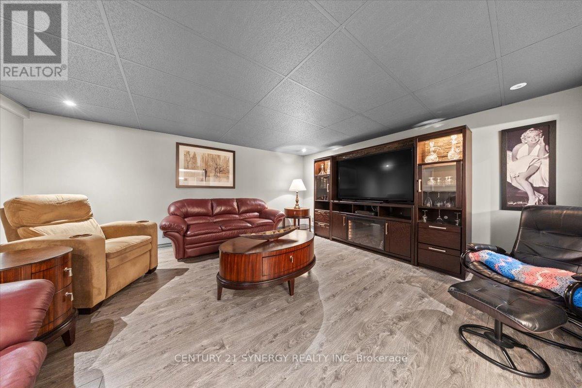 Photo 19 of 1921 Greys Creek Road S, Ottawa ON