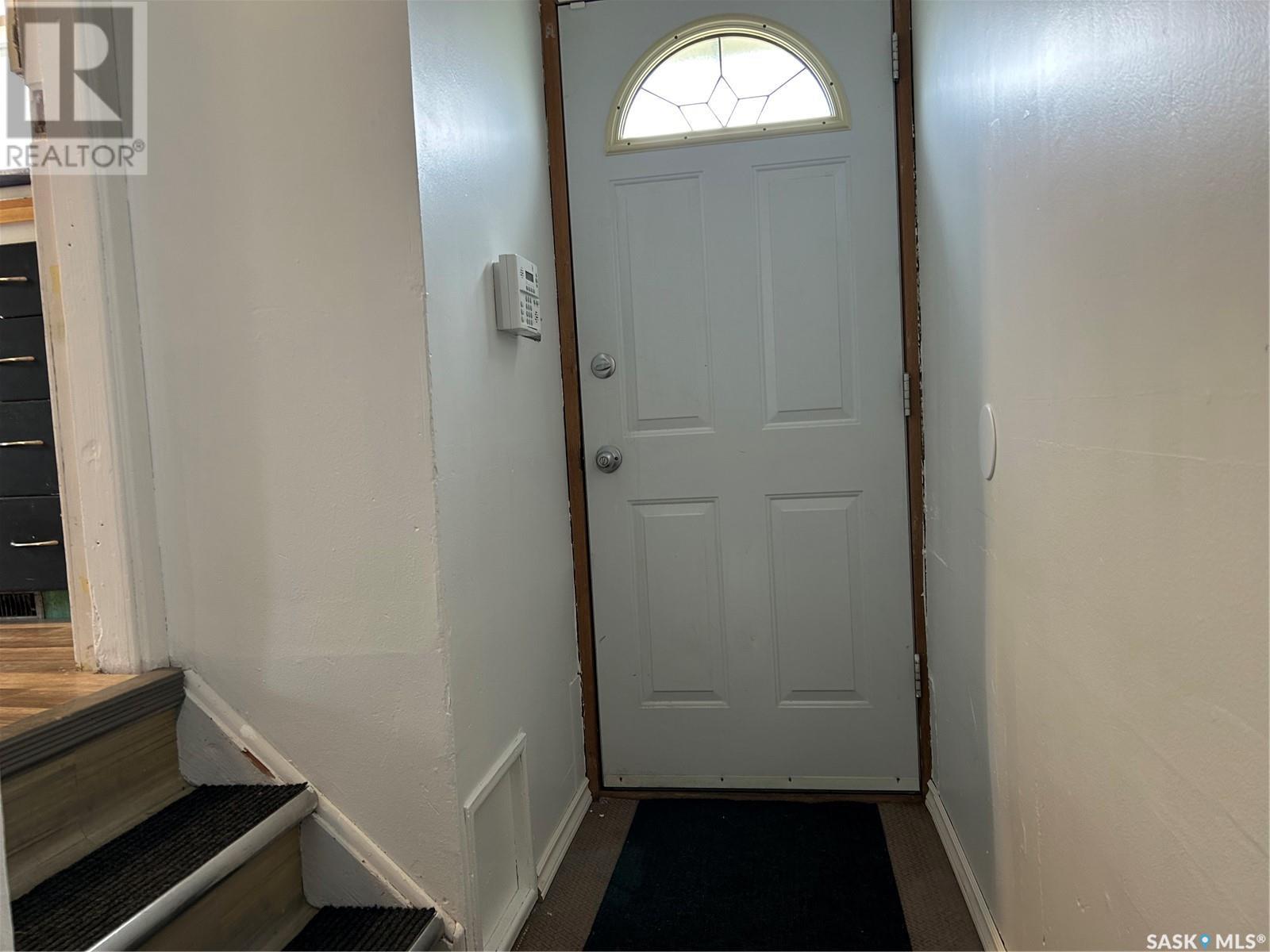 Single Family House Bi-level for Sale in  WALKER STREET Regina 