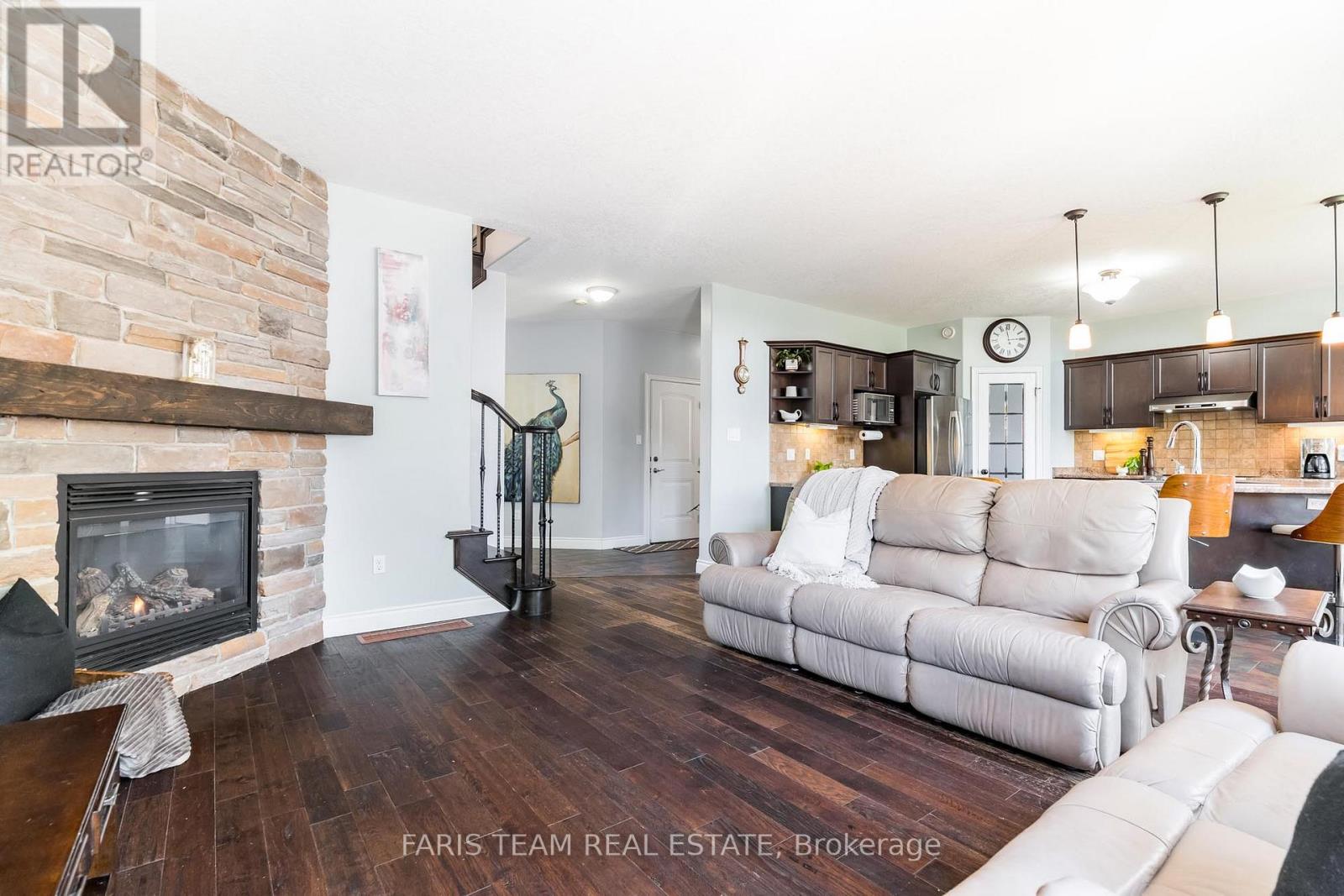 Photo 10 of 47 Quigley Street, Essa ON