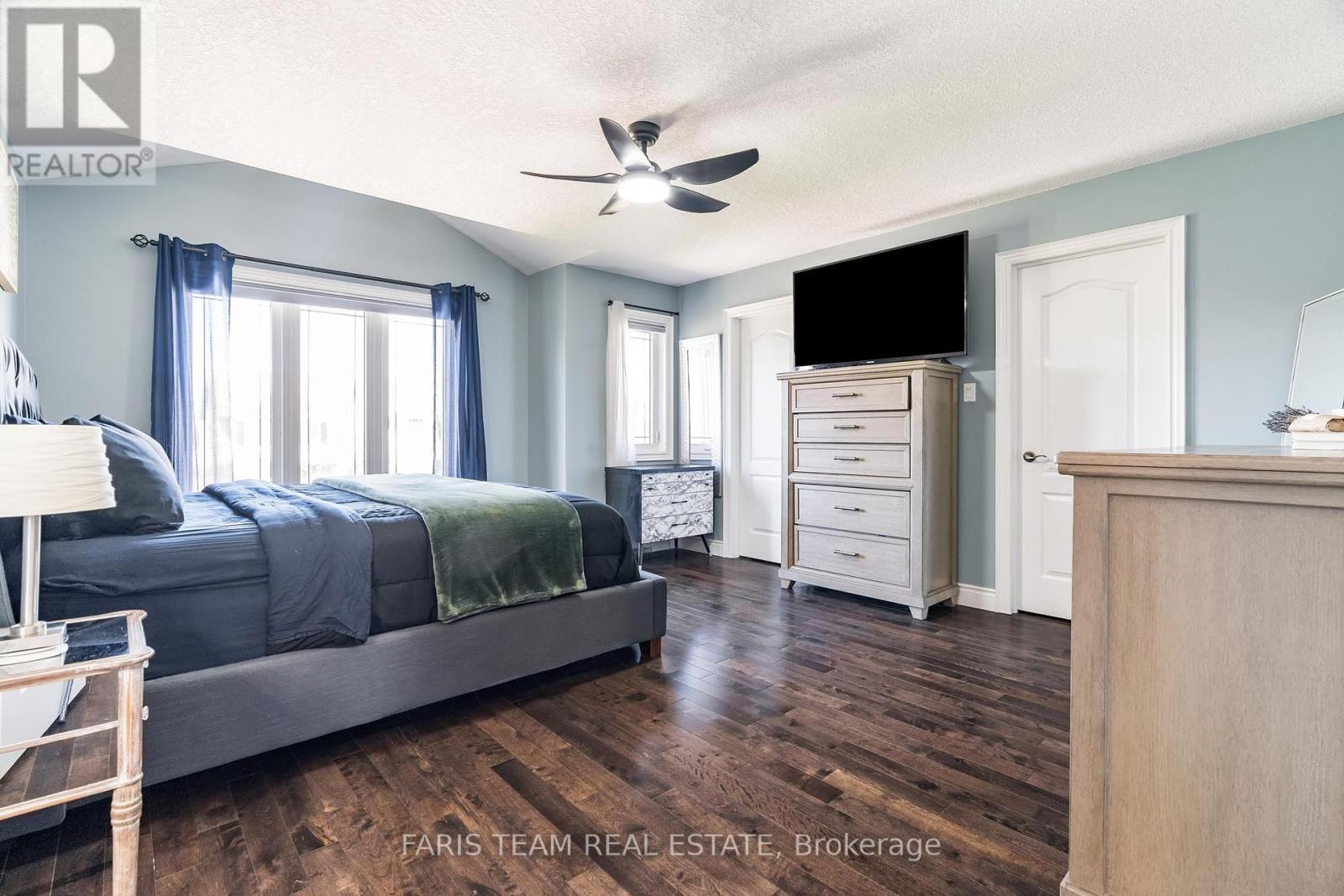 Photo 13 of 47 Quigley Street, Essa ON