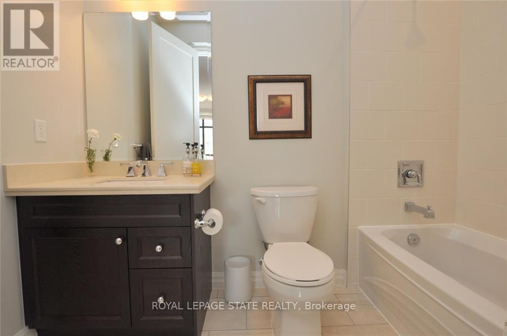 Photo 2 of 1109 112 King Street E, Hamilton ON