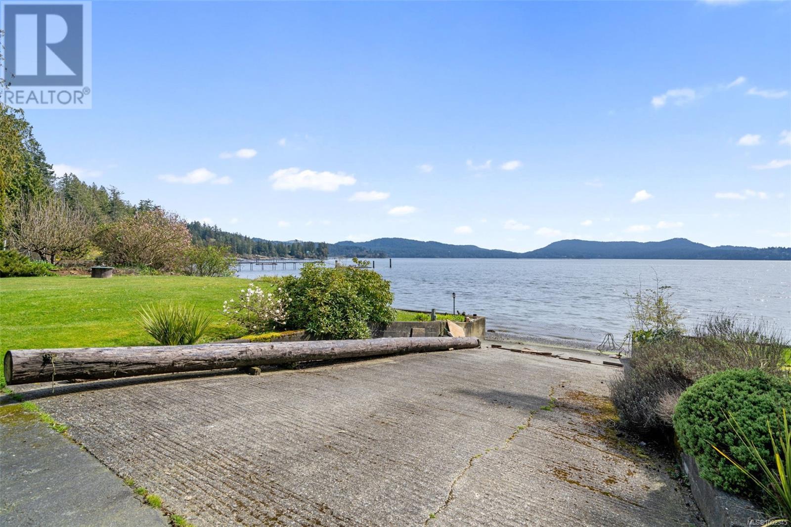 Photo 22 of 5991 Sooke Rd, Sooke BC