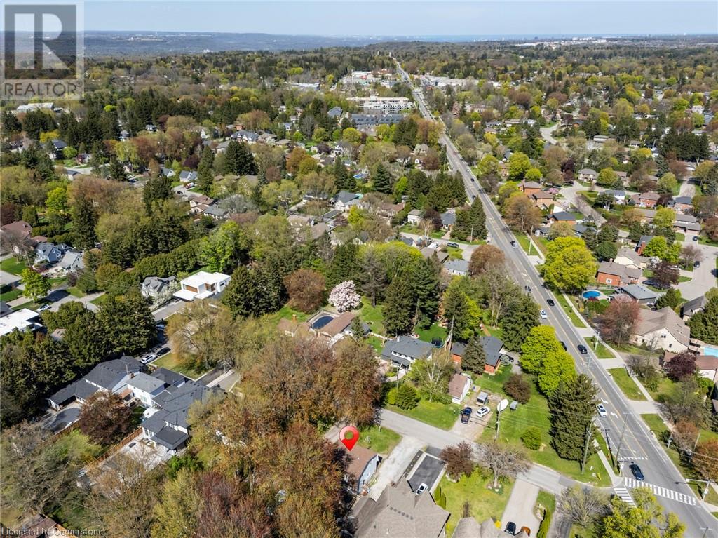 Photo 44 of 210 Valleyview Drive, Ancaster ON