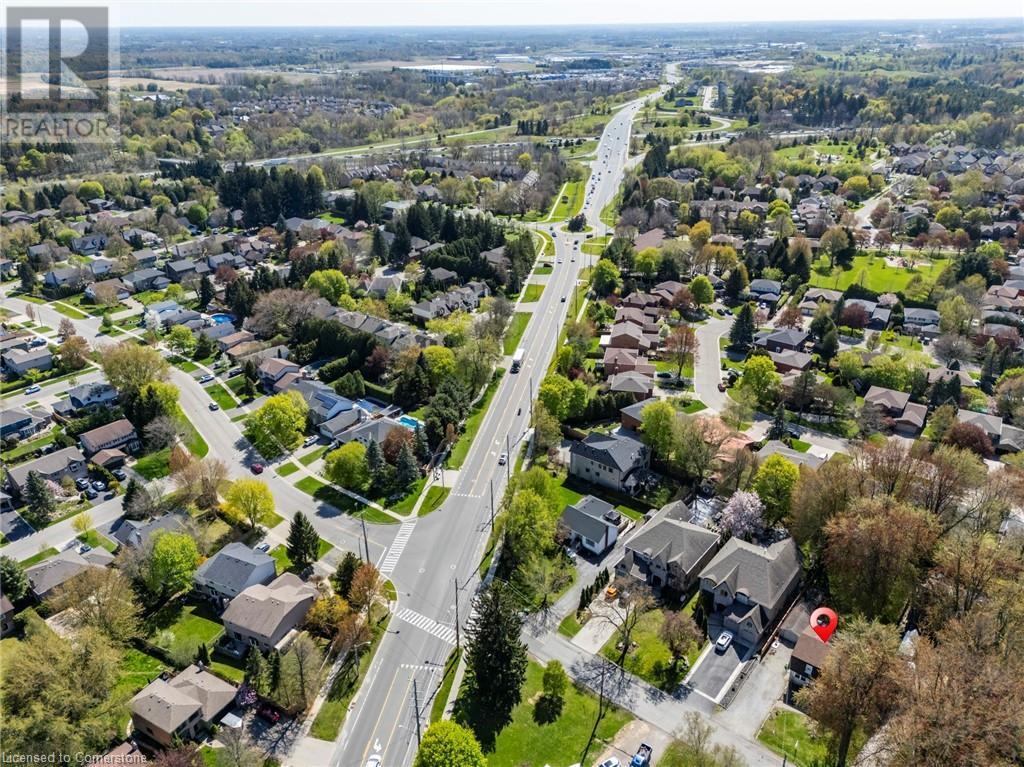 Photo 37 of 210 Valleyview Drive, Ancaster ON