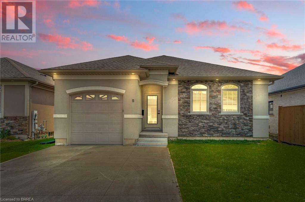 Photo 1 of 5 John Pound Road Unit 5, Tillsonburg ON