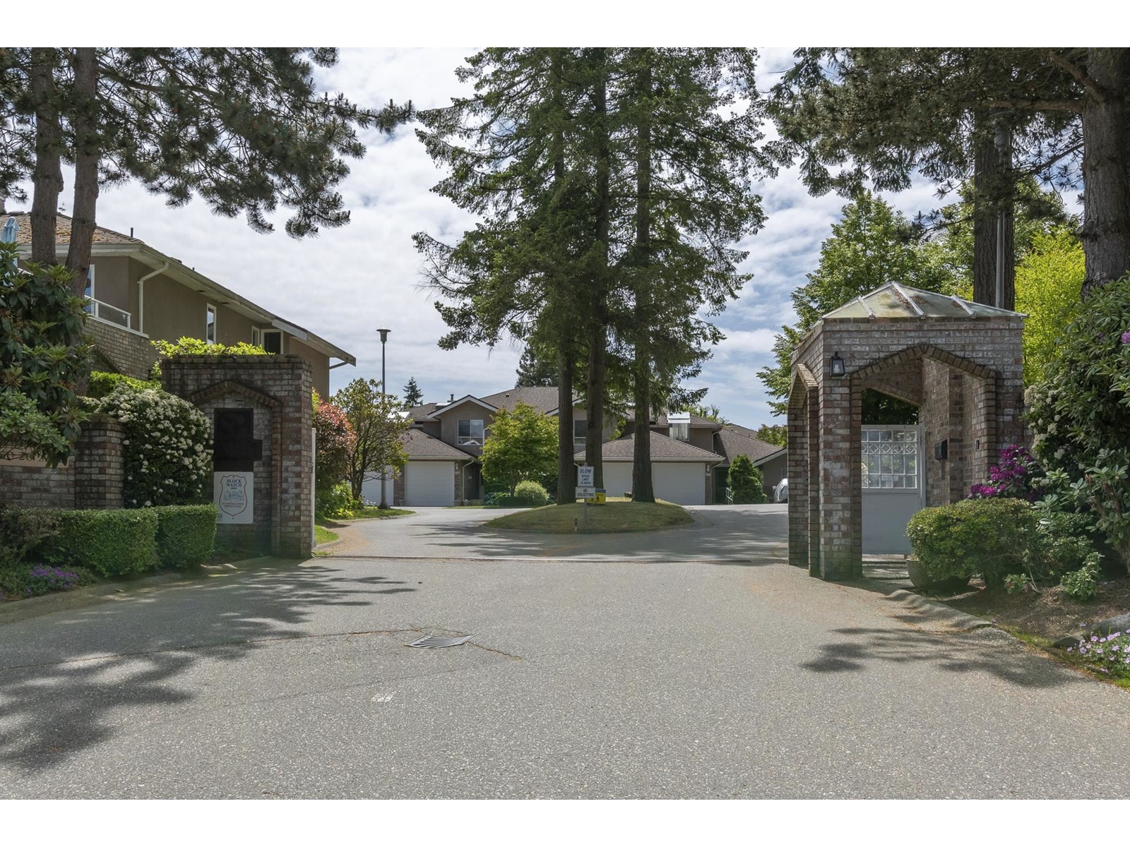 Photo 2 of 152 15550 26th Ave Avenue, Surrey BC