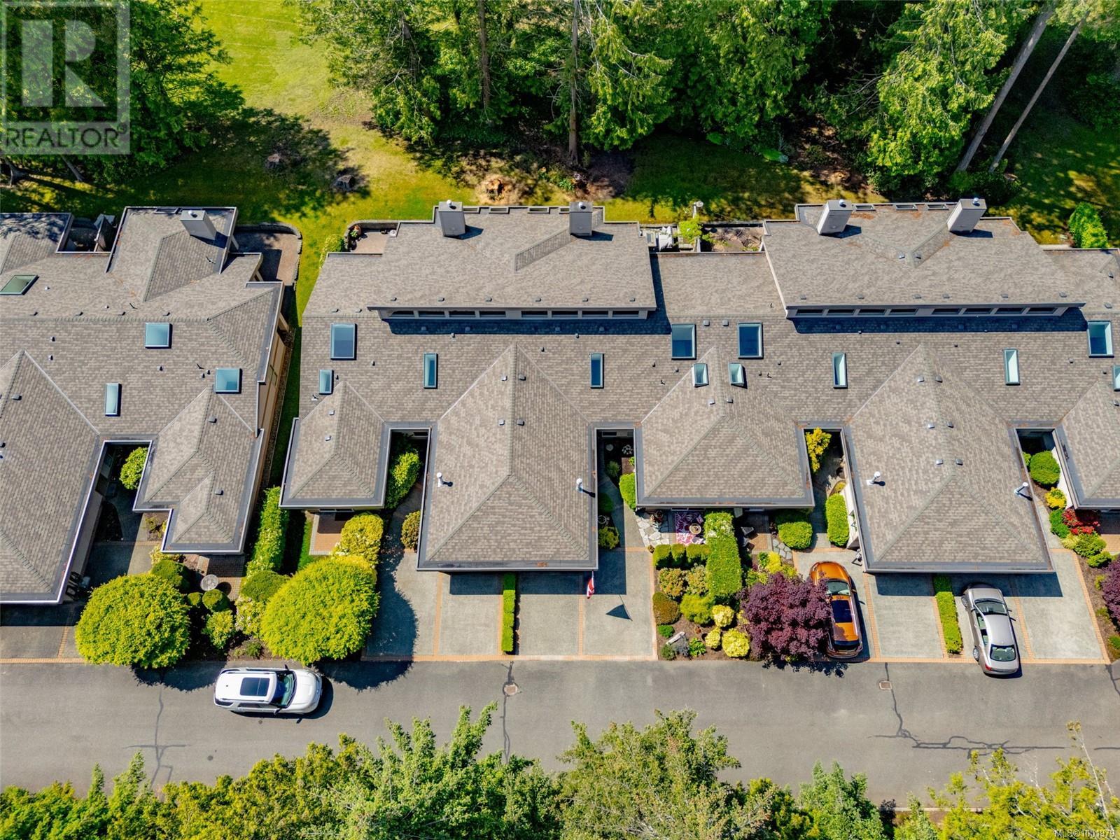 1202 LEE RD - Image 37