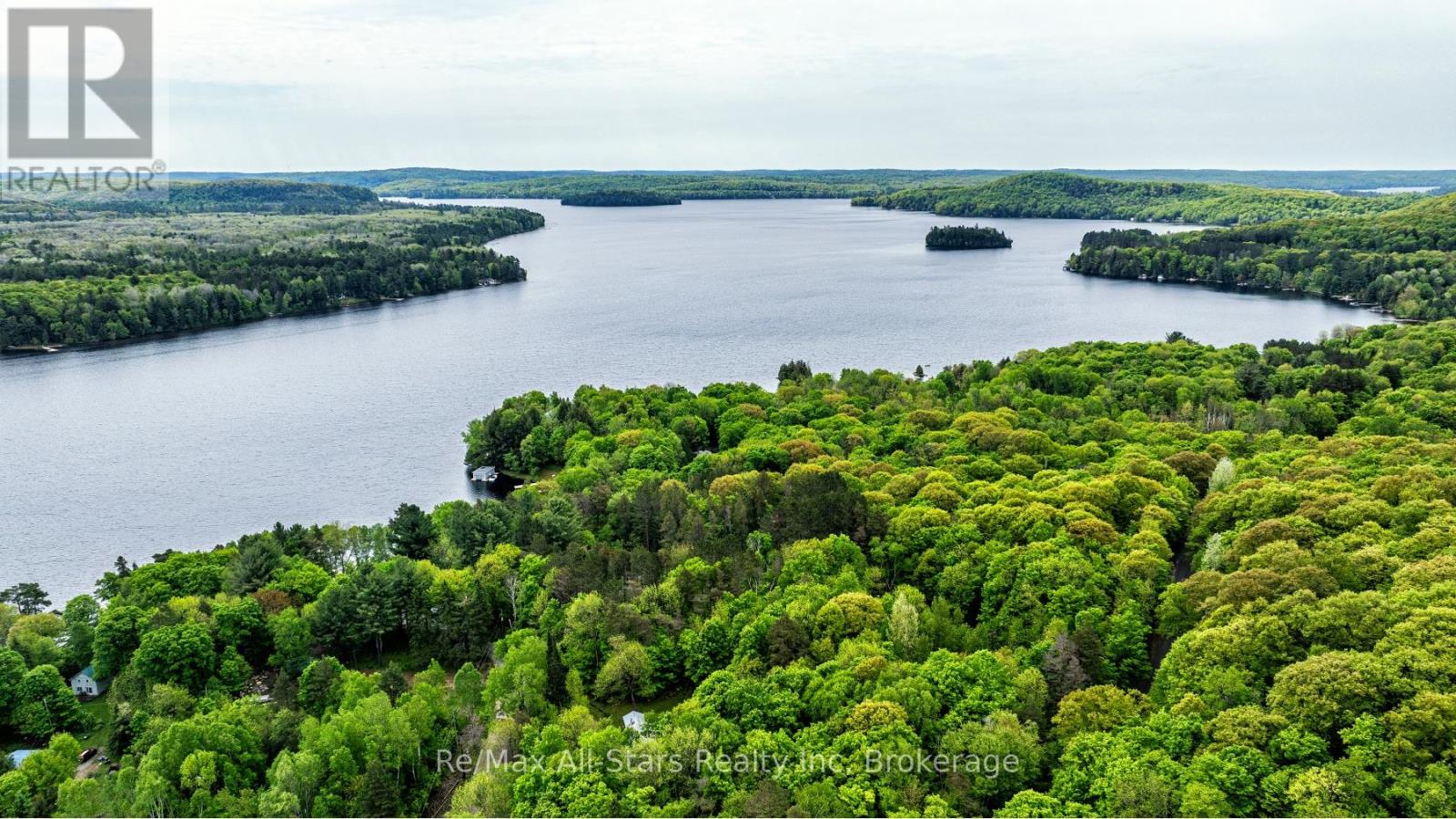Photo 21 of 1028 Ronville Road, Lake Of Bays ON