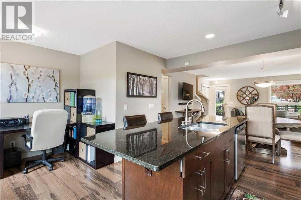 Single Family House for Sale in  Aspen Hills Common SW Aspen Woods Calgary 