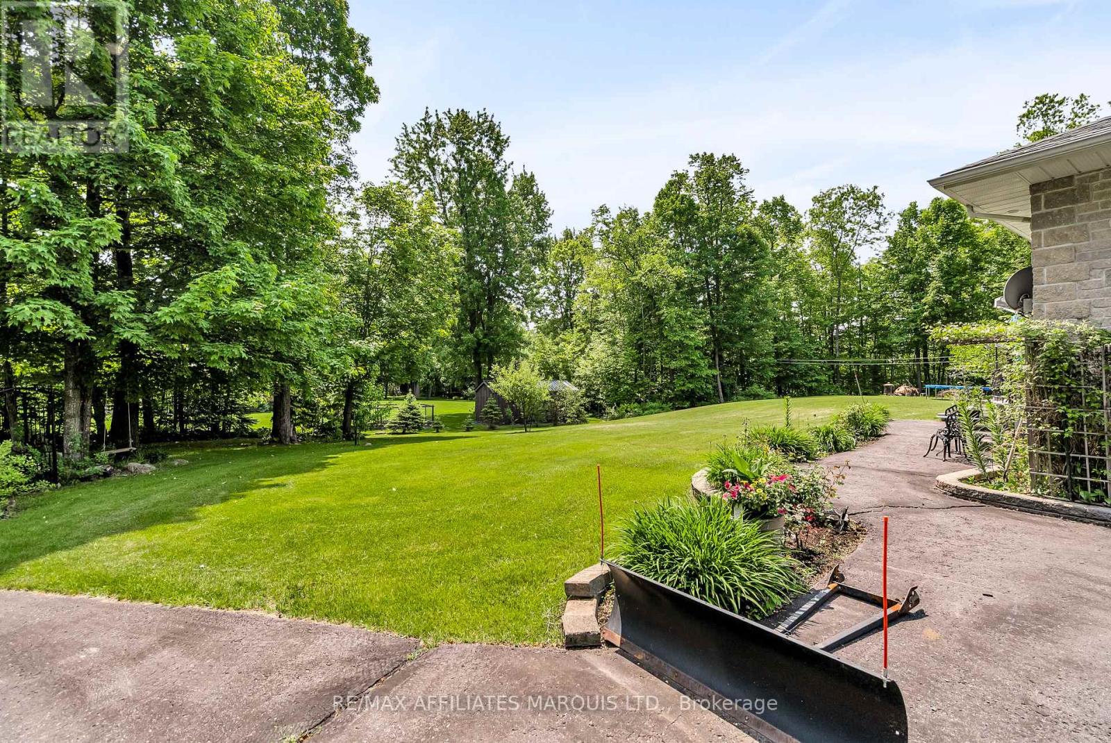 Photo 9 of 16935 Beaver Dam Drive, South Stormont ON
